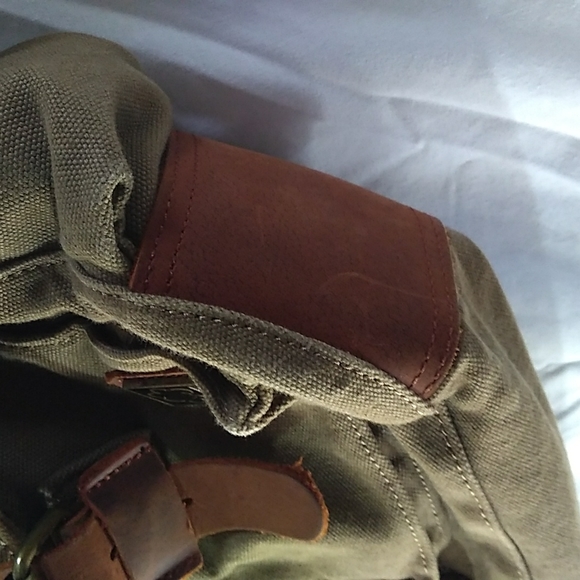 NEW S.C.Cotton Super Spacious Army Green Tan Canvas Leather Trim Messenger Bag - Picture 3 of 16